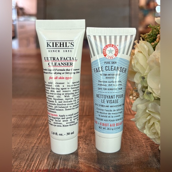 NEW Kiehl’s ULTRA FACIAL CLEANSER & First Aid Beauty FACE CLEANSER w/Antioxidant - Picture 1 of 3